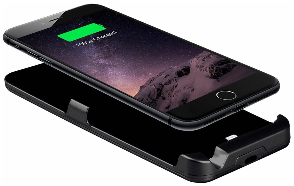 Идея для подарка: Чехол-аккумулятор INTERSTEP Metal battery case для iPhone 6/7/8 3000 мА ч space gray space gray