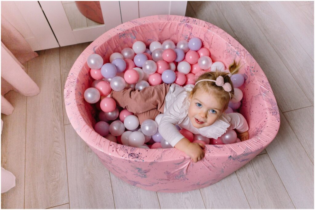 Идея для подарка: Детский сухой бассейн Boobo. kids 85х30 см с комплектом из 150 шаров