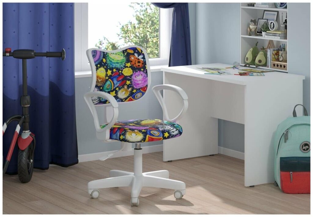 Идея для подарка: Детское компьютерное кресло CHAIRJET KIDS 102 с подлокотниками, велюр, принт НЛО