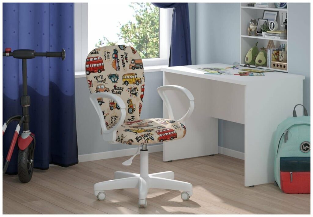 Идея для подарка: Детское компьютерное кресло CHAIRJET KIDS 105 с подлокотниками, велюр, принт автобус