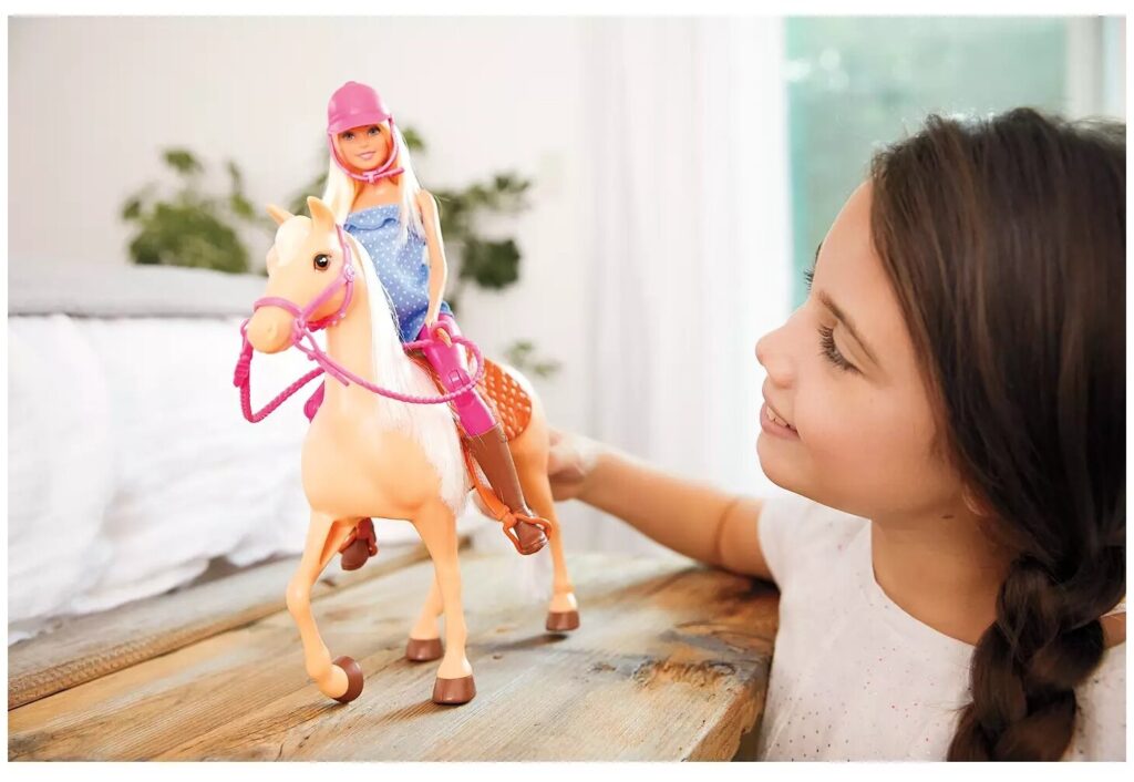 Идея для подарка девочке: Кукла Barbie с лошадью, FXH13