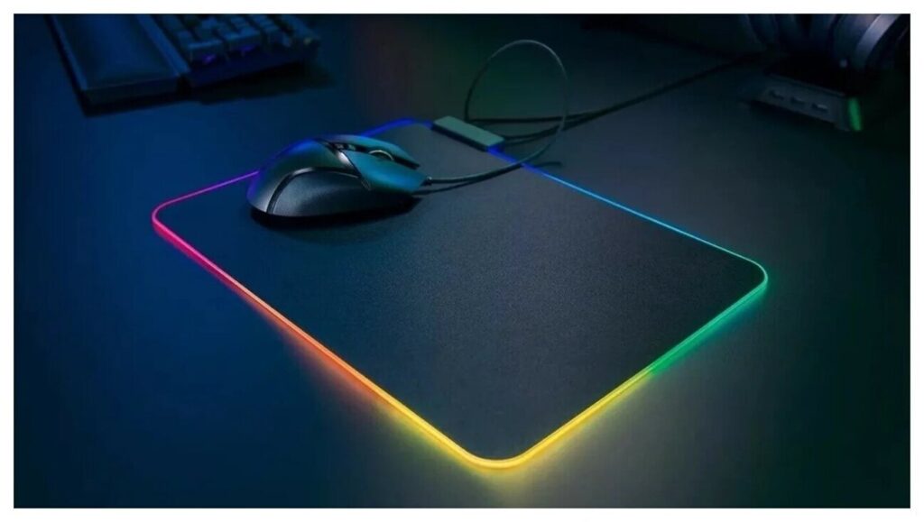 Идея для подарка: Коврик для мышки с LED RGB-02 (35 *25 см) / Игровой коврик для компьютерной мыши с LED RGB подсветкой 350 * 250 * 3 мм