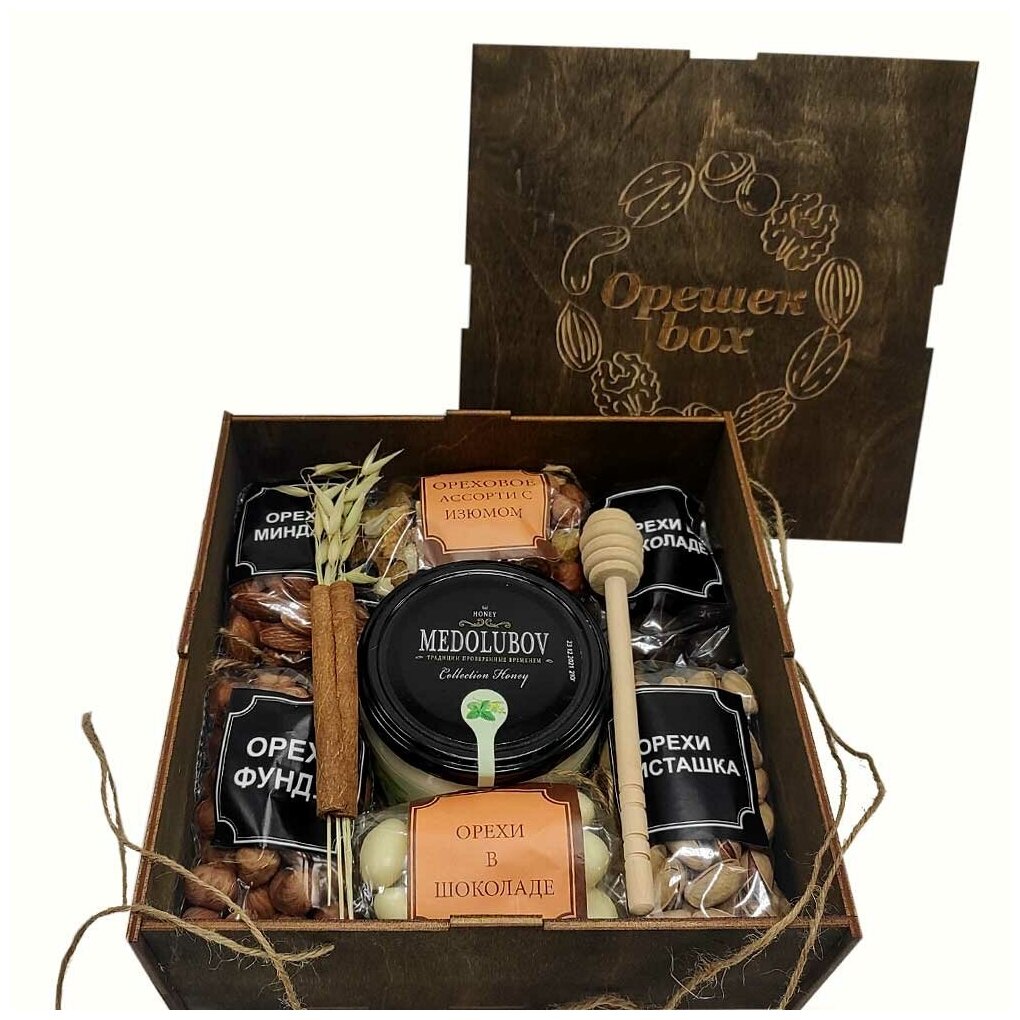 Идея для подарка: Подарочный набор орехов и меда "Орешек-box"